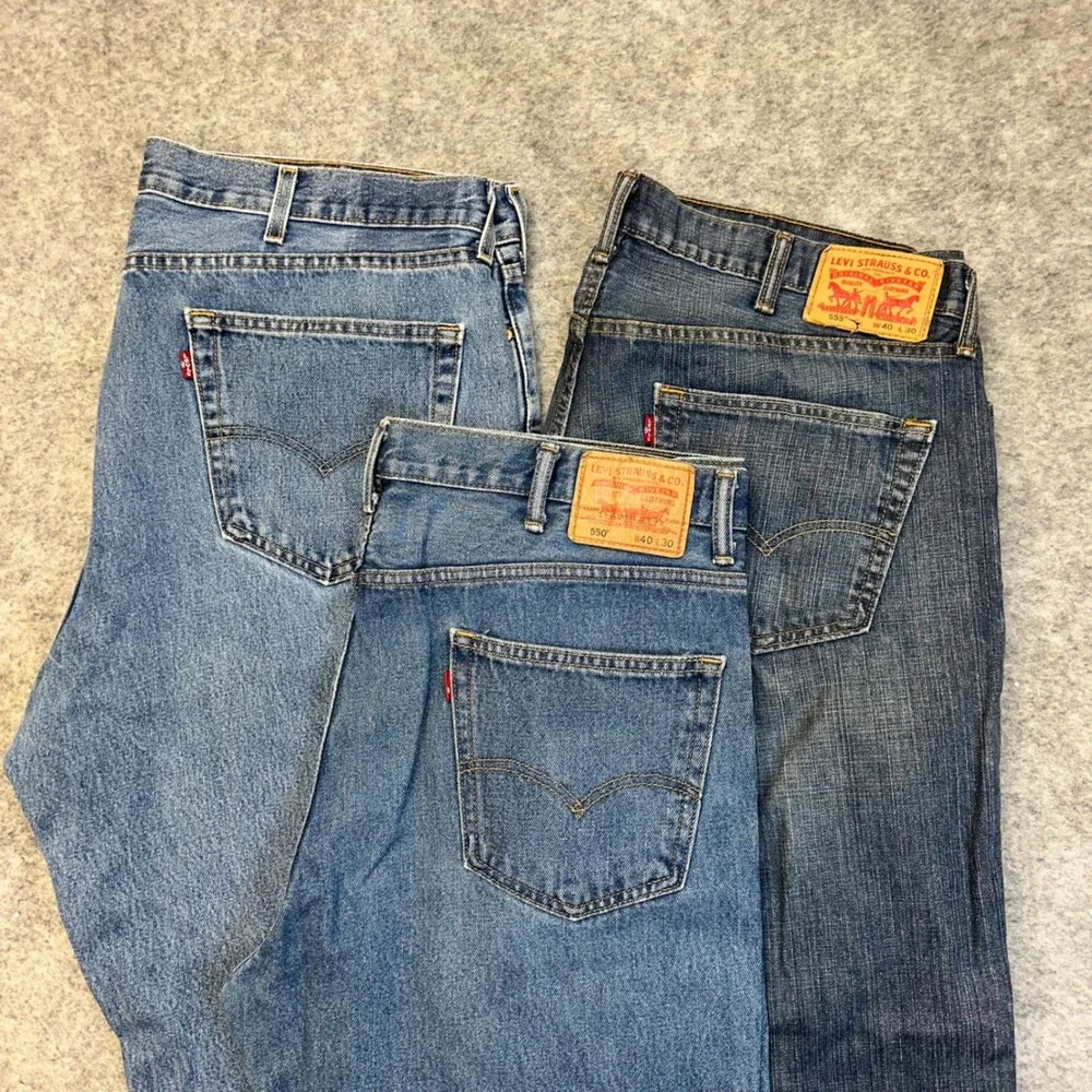 Lot of 3 Levi's 550 559 Relaxed Fit Jeans Men's 40x30 Blue Denim Work Pants